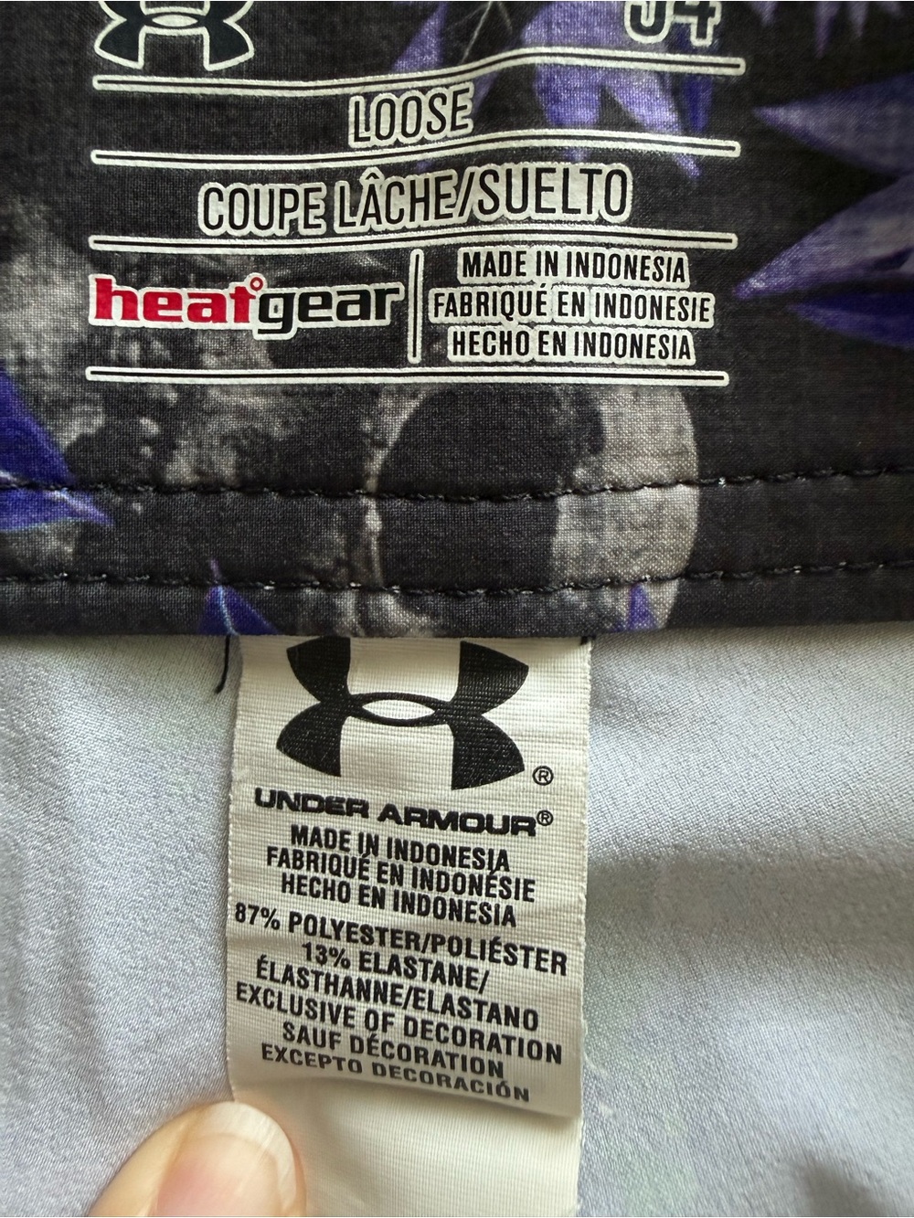 Under Armour Men's Loose Floral Black and Teal Board Shorts, Size 34 - Picture 2 of 6